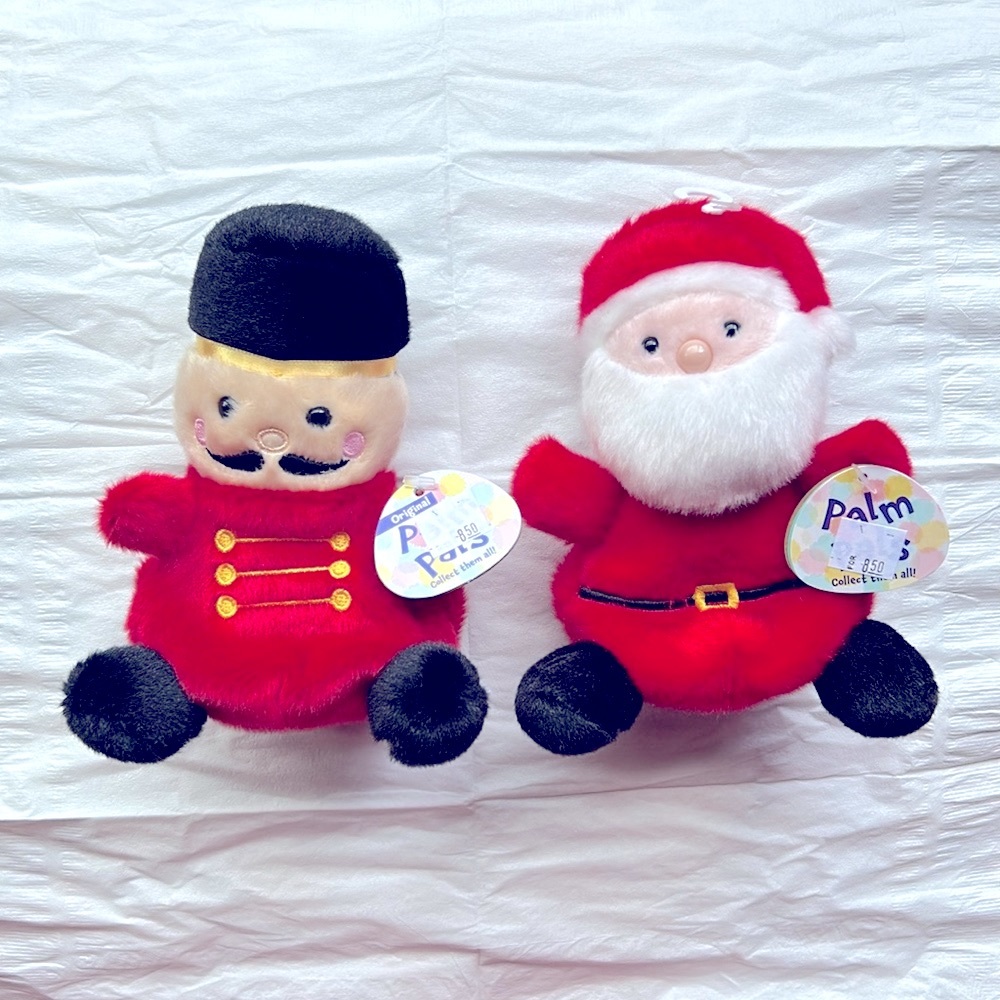 COPY - COPY - NWT.  Set of 2 Christmas themed Palm Pals.  Kid’s collectors item…